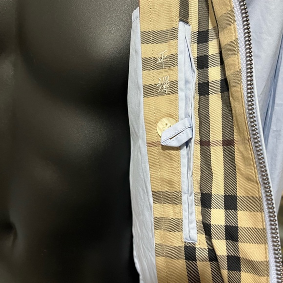 Burberry Jacket - Picture 6 of 9